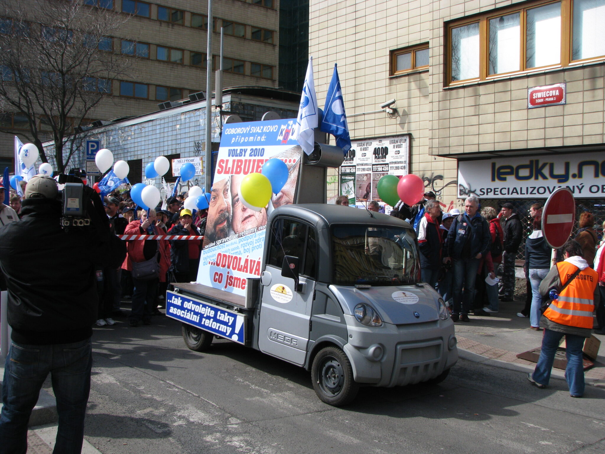 Praha demonstrace 2012 -FOTO